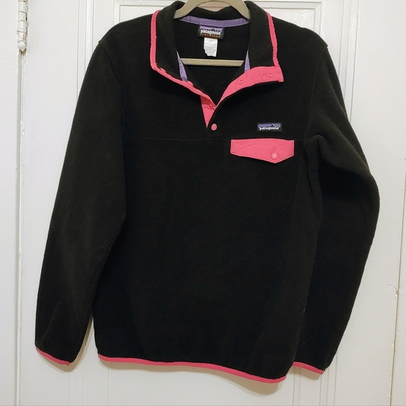 Patagonia Sweaters - Patagonia Black and Pink Women's Synchilla Pullover